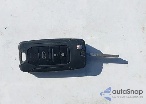 2015 Jeep Renegade Latitude z USA, uszkodzony, nr VIN ZACCJABT4FPB99449